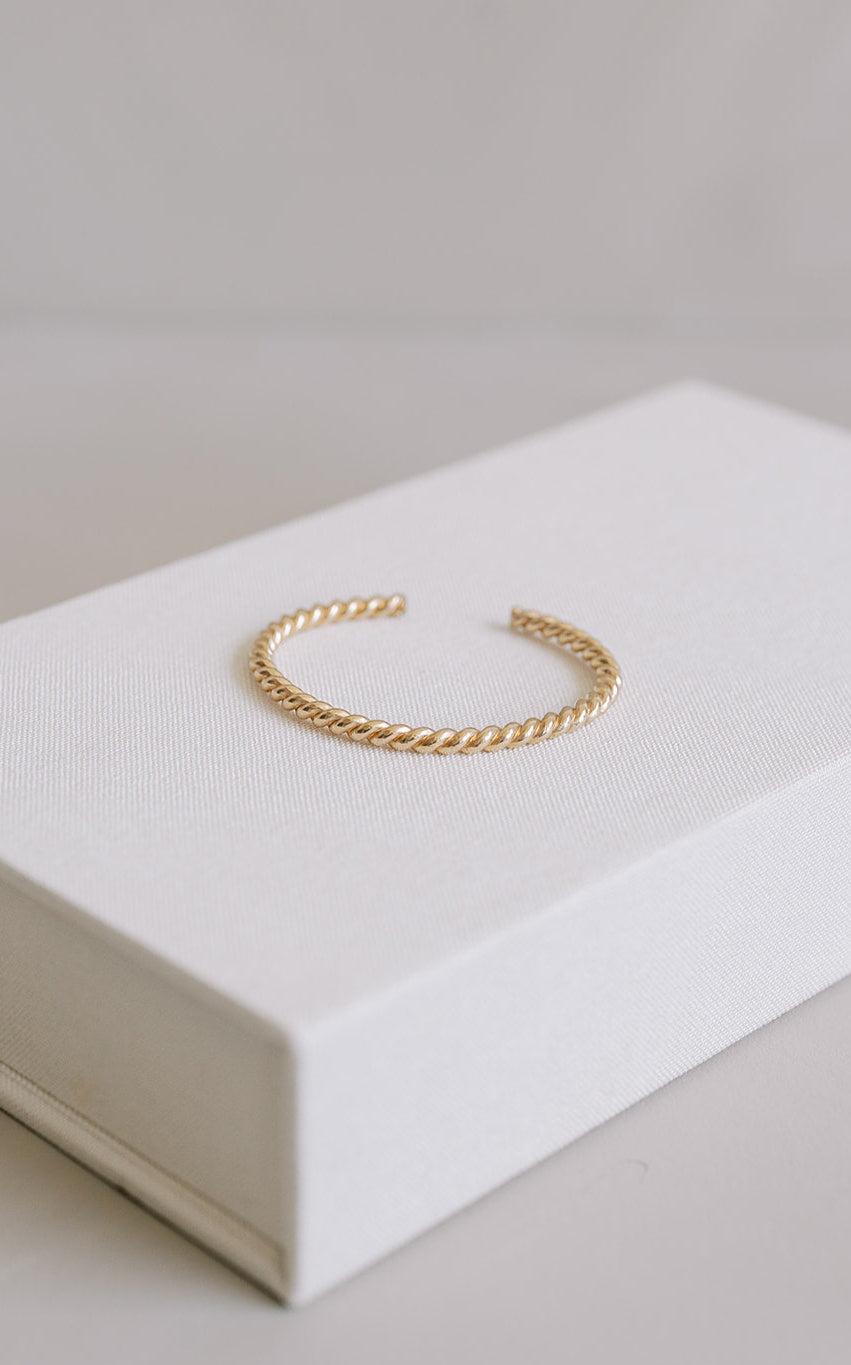 The Bold Heritage Twist: Gold Filled