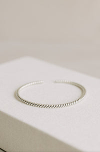 The Classic Heritage Twist: Silver