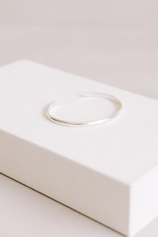 The Grand Crescent Cuff: Silver
