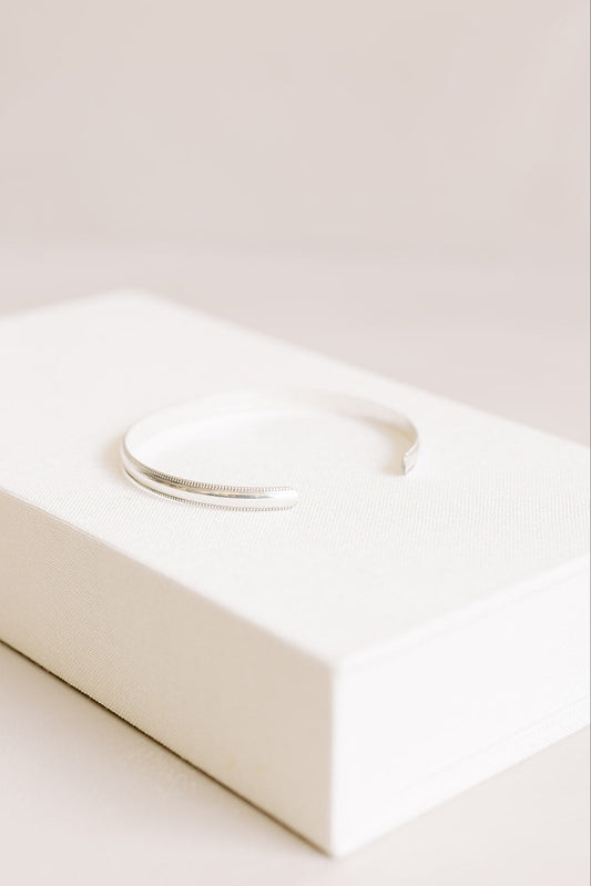 The Heritage Bangle: Silver